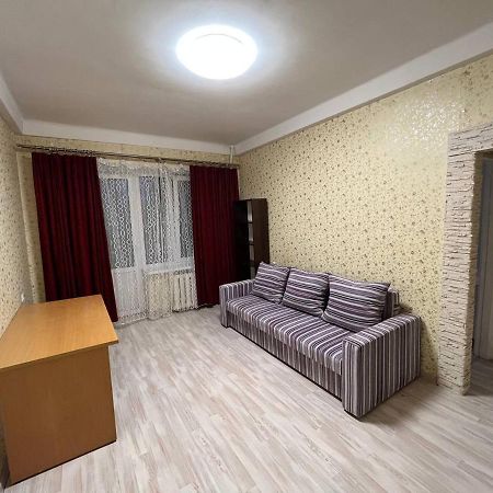 2К Квартира Велика Васильківська 118, Палац Україна Киев Екстериор снимка